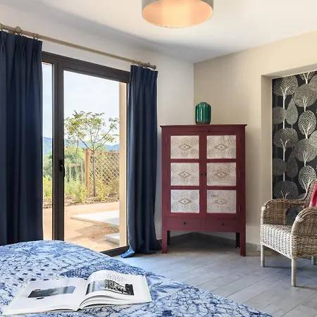 Couette-café Le Jas Du Pebrier Roquebrune-sur Argens