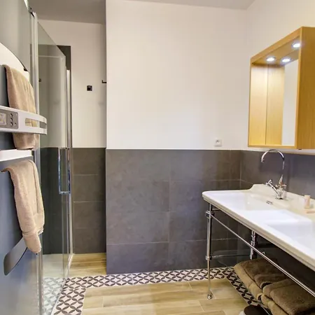 Vakantiehuis Le Jas Du Pebrier *