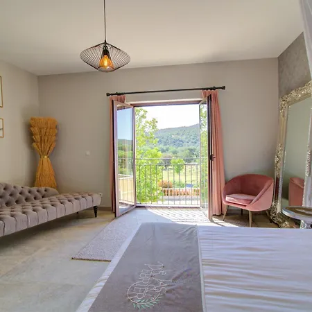 Le Jas Du Pebrier Ferienhaus *
