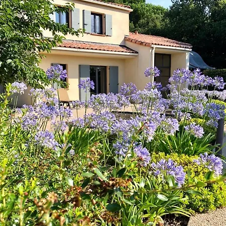 Le Jas Du Pebrier Ferienhaus *