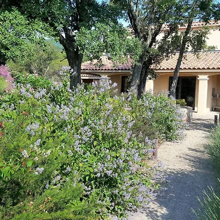 Le Jas Du Pebrier Ferienhaus *