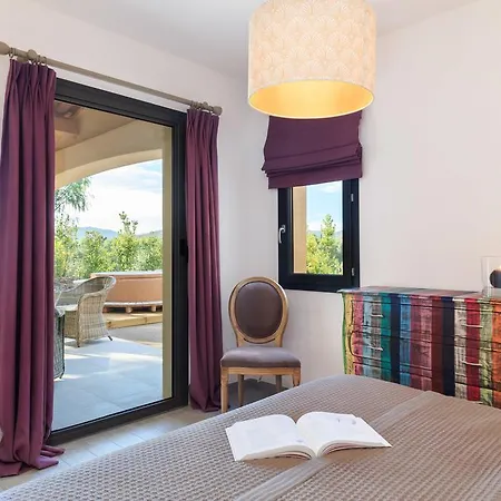 Le Jas Du Pebrier * Roquebrune-sur Argens