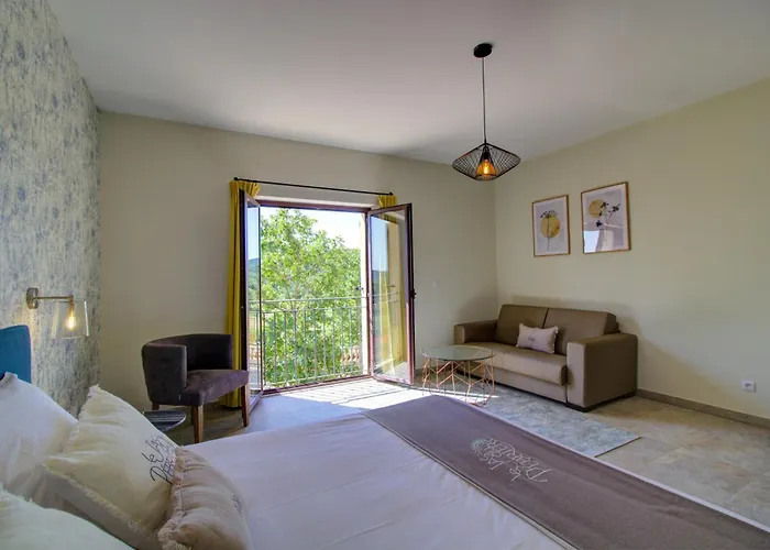 Le Jas Du Pebrier B&B 4*