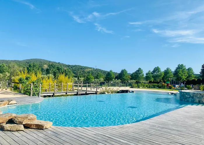 B&B Le Jas Du Pebrier 4*
